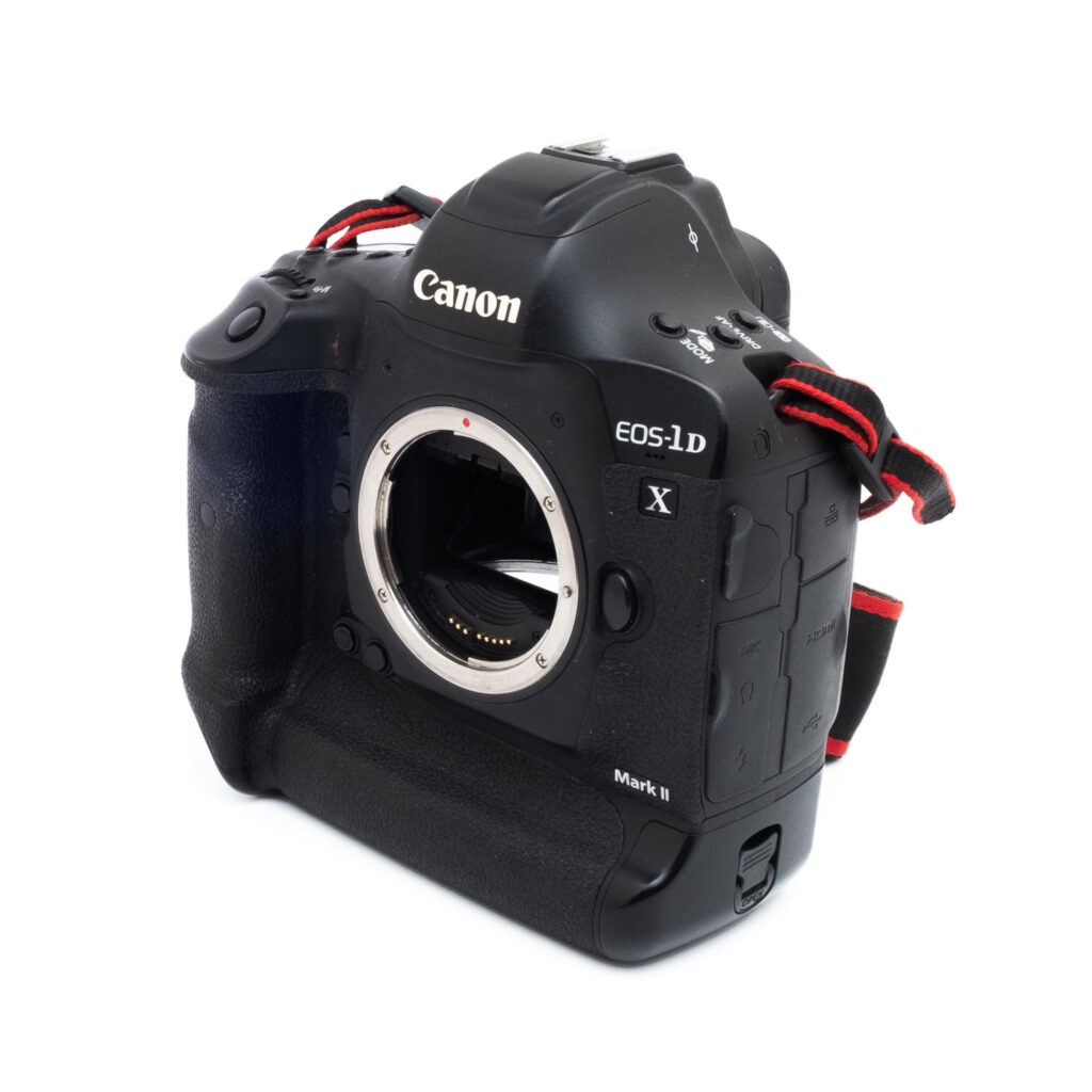 Canon EOS 1DX Mark II (SC 211000, sis. ALV 25,5%) - Käytetty