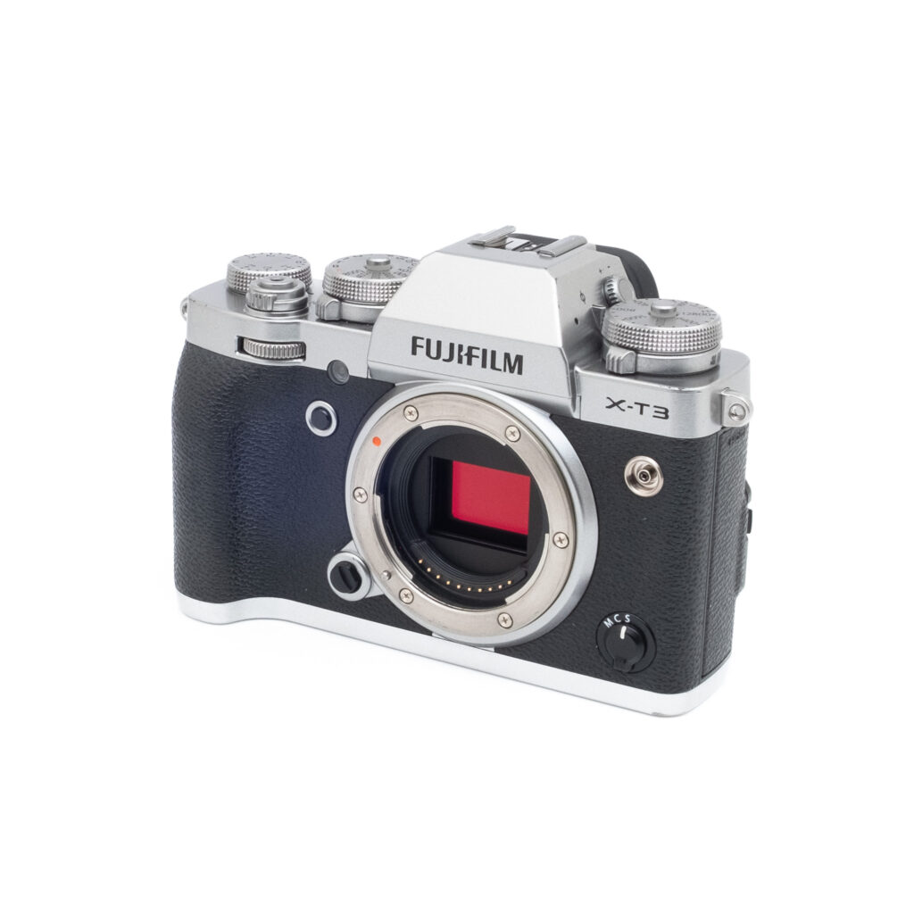 Fuji X-T3-4-5 Fujifilm X-T3 (SC 20000, sis. ALV 25,5%) - Käytetty