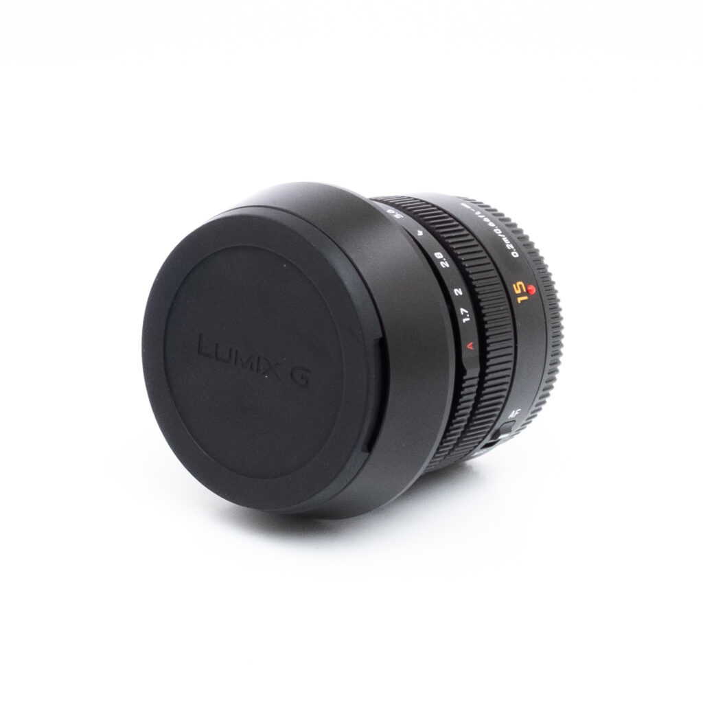Lumix 15mm f17-3 Panasonic Leica DG Summilux 15mm f/1.7 (sis. ALV 25,5%, Kunto K5) - Käytetty