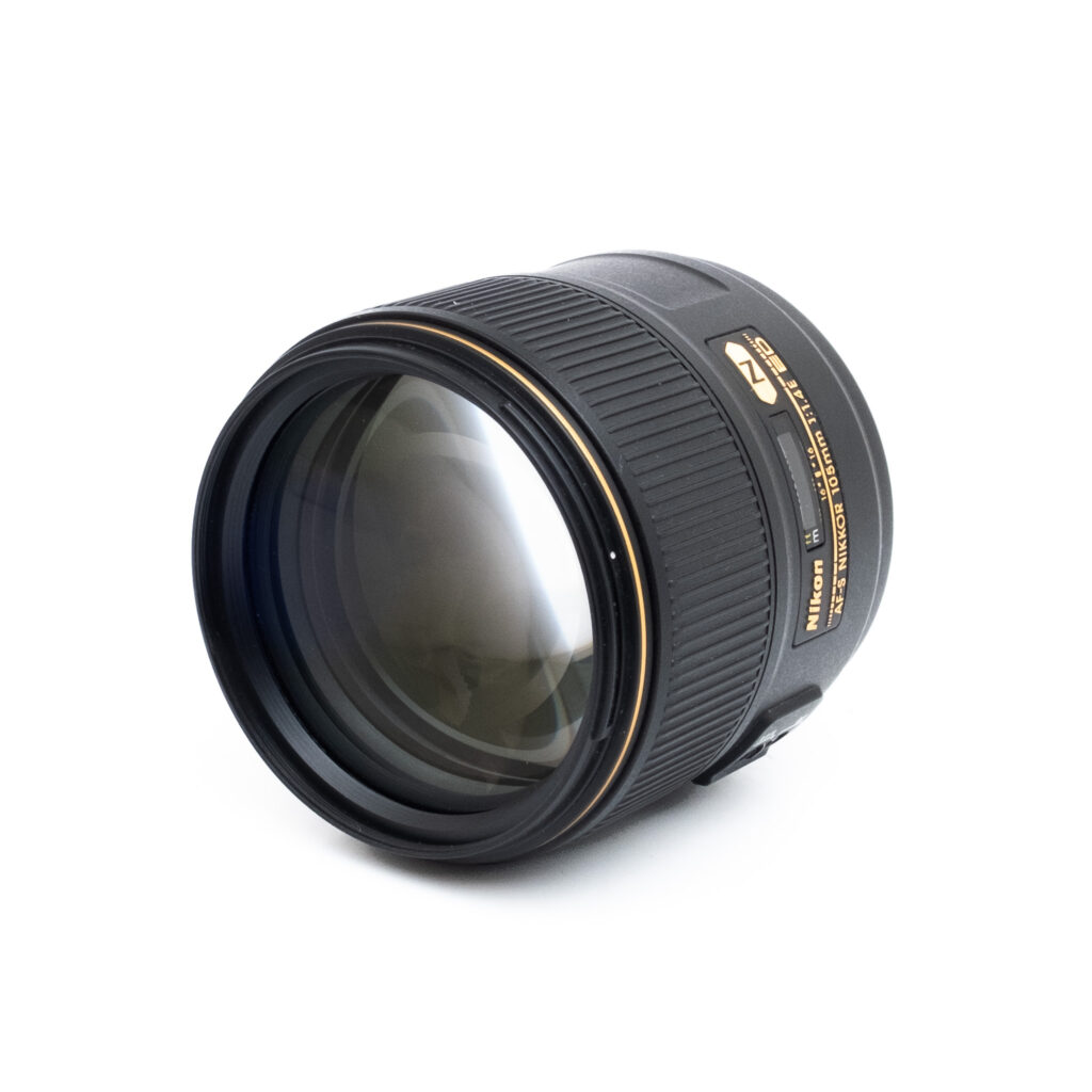 Nikon 105mm f14E ED-2 Nikon AF-S Nikkor 105mm f/1.4E ED - Käytetty
