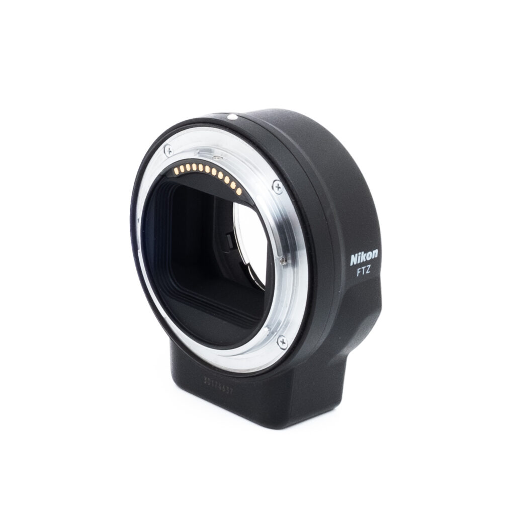 Nikon FTZ adapteri (Kunto K5) - Käytetty