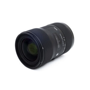 Sigma 18-35mm f18 DC Nikon-2-3 Sigma 18-35mm f/1.8 Art DC HSM Nikon F DX - Käytetty