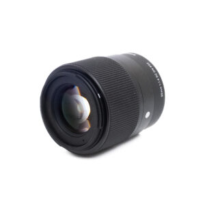 Sigma 30mm f14 DC DN Sony-2-5 Sigma 30mm f/1.4 DC DN C Sony E (sis. ALV 25,5%) - Käytetty