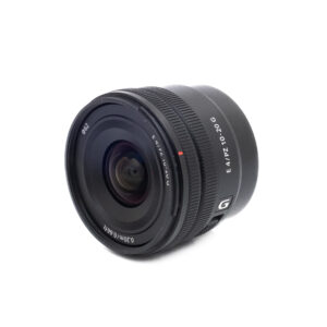 Sony 10-20mm f4 G-2 Sony E PZ 10-20mm f/4 G (sis. ALV 25,5%) - Käytetty