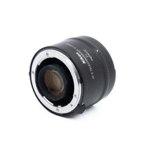 Nikon TC-20EIII-2-2 Nikon AF-S Teleconverter TC-20E III (Kunto K5) - Käytetty