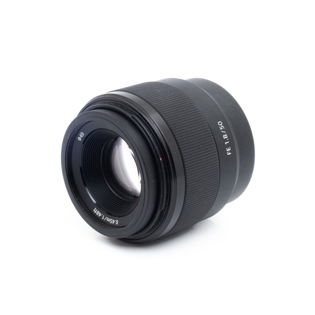 Sony 50mm f18-2 Sony FE 50mm f/1.8 - Käytetty