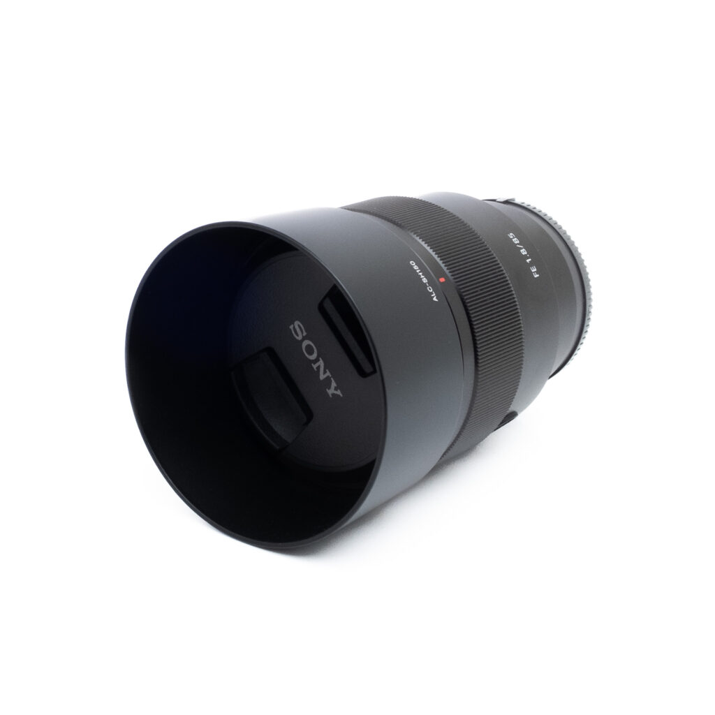 Sony 85mm f18-3 Sony FE 85mm f/1.8 - Käytetty