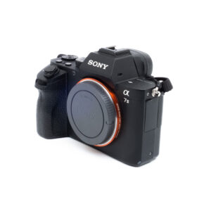 Sony A7 II-5-2 Sony A7 II (SC 64000) - Käytetty