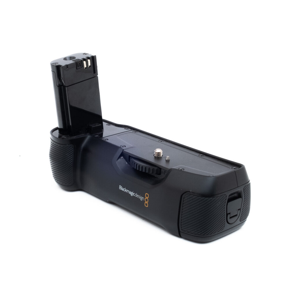 Blackmagic 6k akkukahva-2 Blackmagic Battery Grip for Blackmagic 4K / 6K (sis. ALV 25,5%) - Käytetty