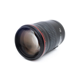 Canon 135mm f2 L USM-2-2 Canon EF 135mm f/2 L USM - Käytetty