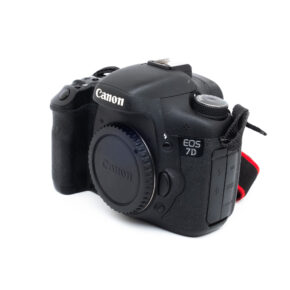 Canon 7D-5 Canon EOS 7D (SC 67000) - Käytetty
