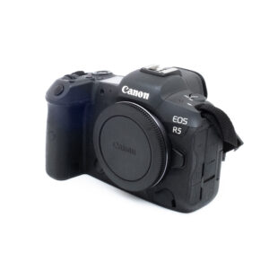 Canon EOS R5 - Käytetty