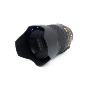 Nikon 28mm f18 G-3 Nikon AF-S Nikkor 28mm f/1.8 G (sis. ALV 25,5%) - Käytetty