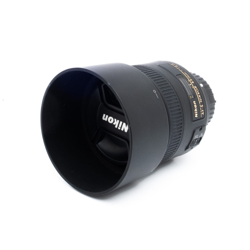 Nikon 85mm f18 G-3 Nikon AF-S Nikkor 85mm f/1.8 G (Kunto K5, sis. ALV 25,5%) - Käytetty