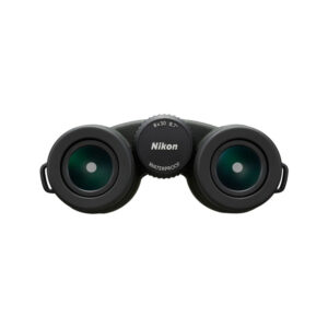 Nikon Prostaff P7 8x30 7 Nikon Prostaff P7 8x30 -kiikari