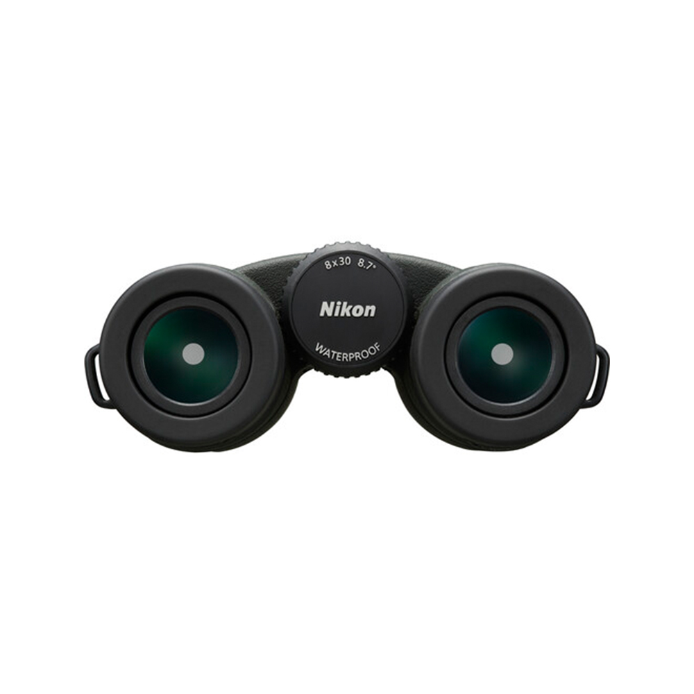 Nikon Prostaff P7 8x30 7 Nikon Prostaff P7 8x30 -kiikari