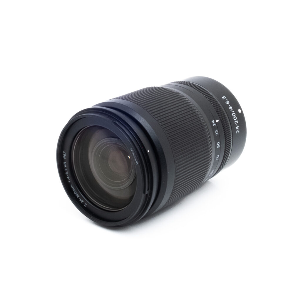 Nikon Z 24-200mm f4-63 VR-2 Nikon Nikkor Z 24-200mm f/4-6.3 VR (Kunto K5) - Käytetty