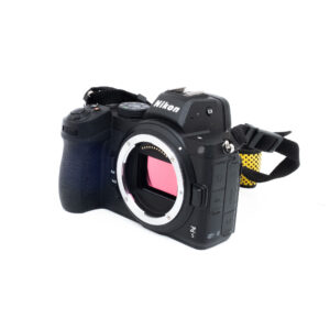 Nikon Z5 8598-4 Nikon Z5 (SC 19000) - Käytetty