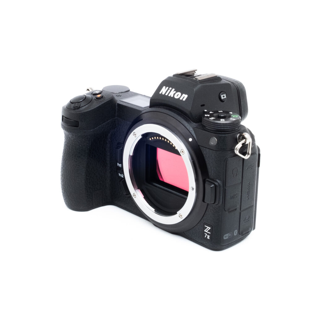 Nikon Z7 II-4 Nikon Z7 II (SC 28500, Kunto K5, takuu 6kk) - Käytetty