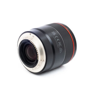 Samyang 35mm f18 FE-1 Samyang AF 35mm f/1.8 Sony E (Kunto K5) - Käytetty