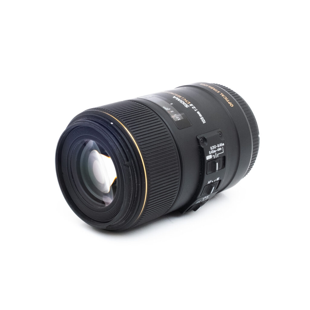 Sigma 105mm f28 DG Canon-2 Sigma 105mm f/2.8 EX DG OS HSM Macro Canon EF - Käytetty