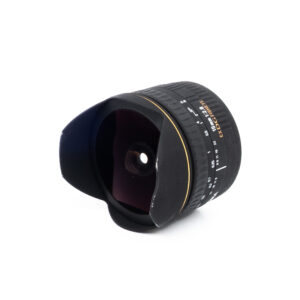 Sigma 15mm f28 DG Canon-2 Sigma EX 15mm f/2.8 DG Fisheye Canon EF - Käytetty