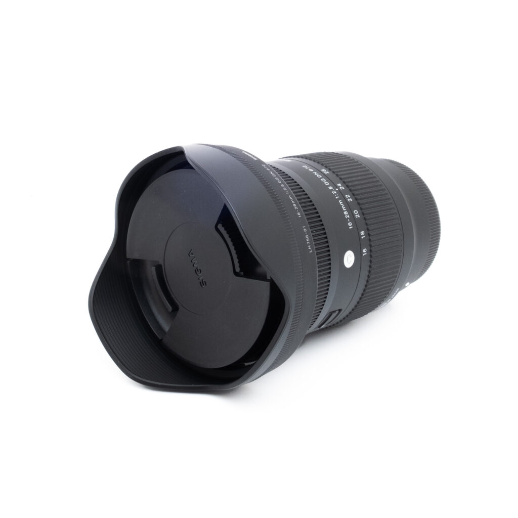 Sigma 16-28mm f28 DG DN Sony-3 Sigma 16-28mm f/2.8 DG DN C Sony FE (Kunto K5) - Käytetty