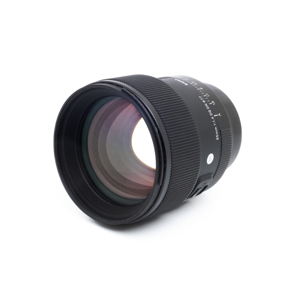 Sigma 85mm f14 DG DN Sony-2 Sigma 85mm f/1.4 Art DG DN Sony FE (sis. ALV 25,5%, takuu 6kk) - Käytetty