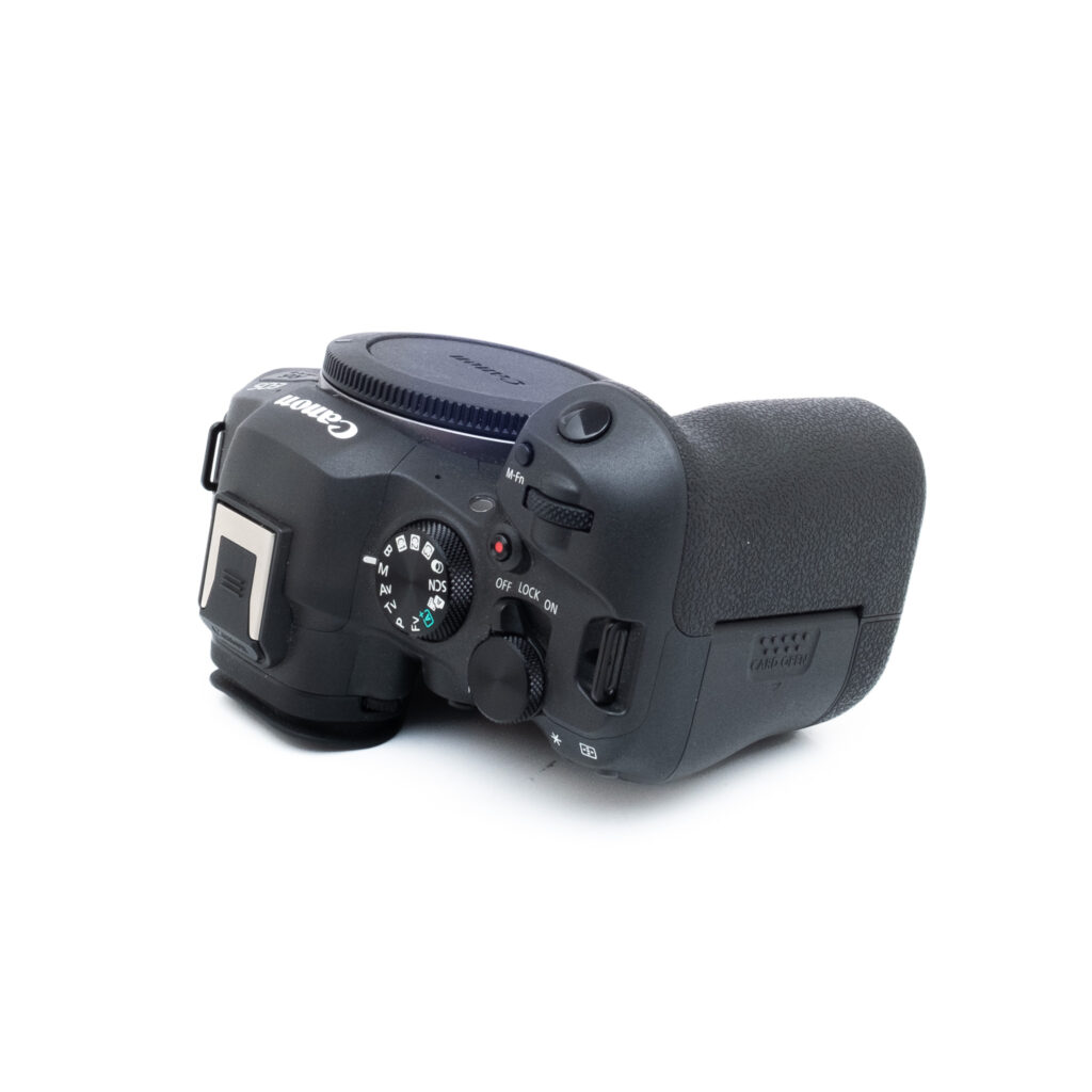 r6ii-2 Canon EOS R6 Mark II (SC 15000, Kunto K5, sis. ALV 25,5%, takuu 6kk) - Käytetty