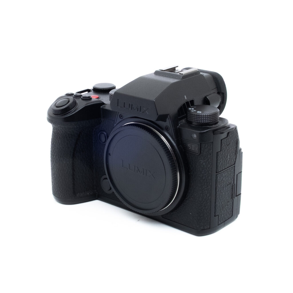 Lumix S5 IIx-5 Panasonic Lumix S5 IIX (SC 3000, sis. ALV 25,5%) - Käytetty