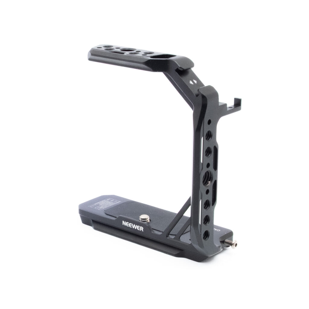 Neewer Half cage S5IIx-2 NEEWER CA056 Half Cage for Panasonic S5 II/S5 II X G9 II (Kunto K5, sis. ALV 25,5%) - Käytetty
