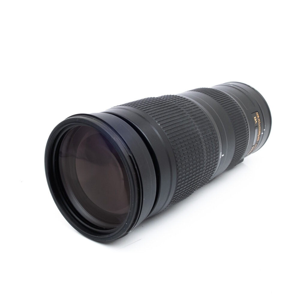 Nikon 200-500mm f56E ED VR-2-2 Nikon AF-S Nikkor 200-500mm f/5.6E ED VR (sis. ALV 25.5%) - Käytetty