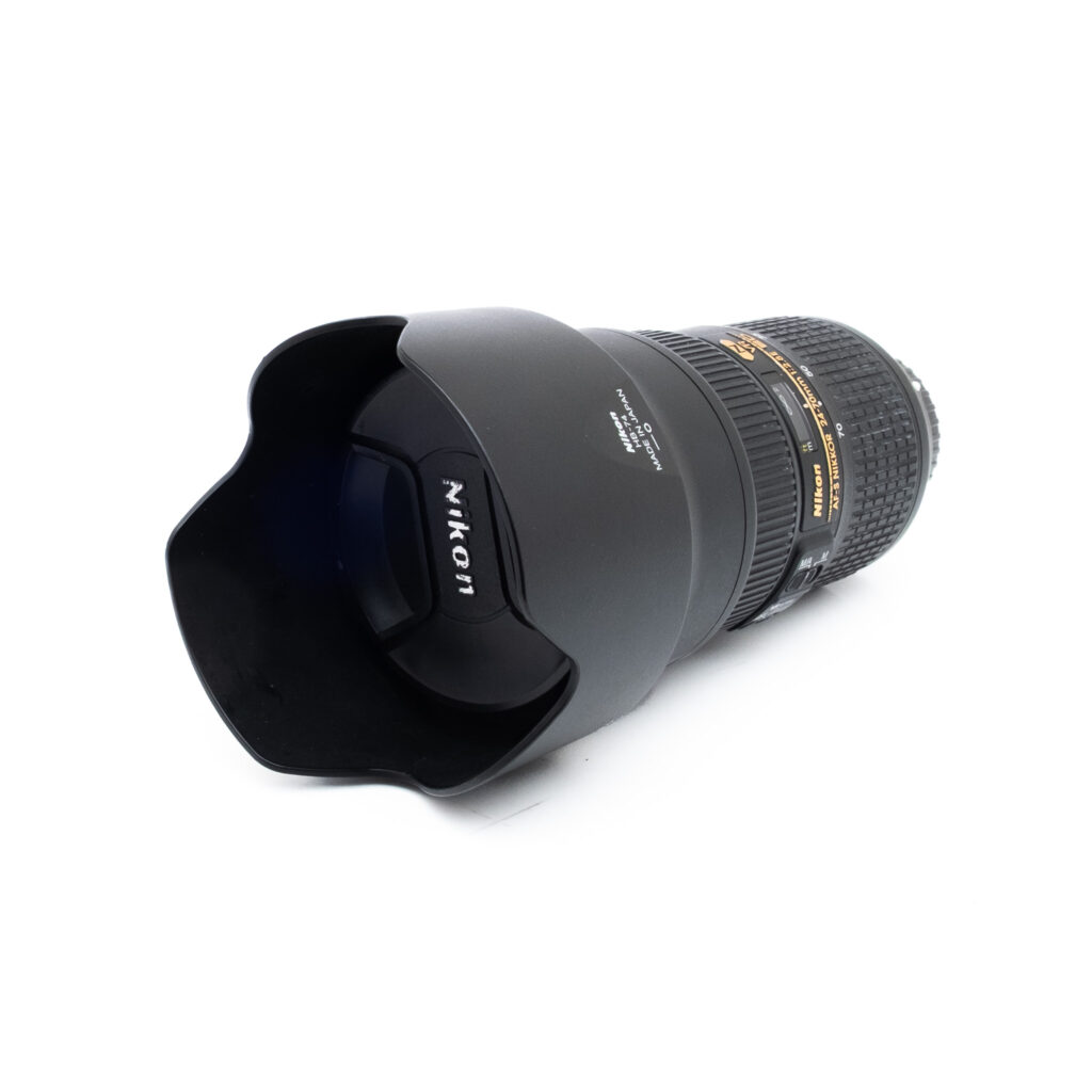 Nikon 24-70mm f28E ED VR-3 Nikon AF-S Nikkor 24-70mm f/2.8E ED VR - Käytetty