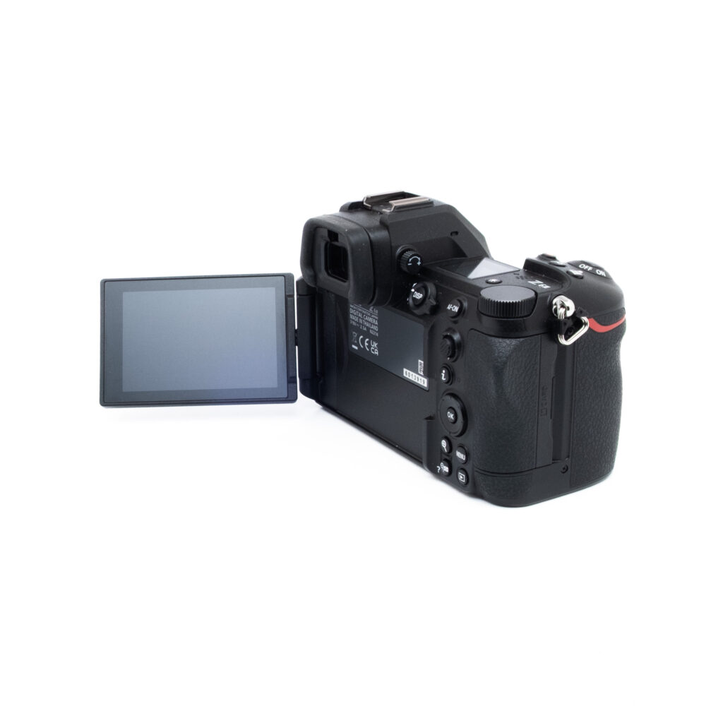 Nikon 6 III-3 Nikon Z6 III (Kunto K5, SC 12000, sis. ALV 25,5%) - Käytetty
