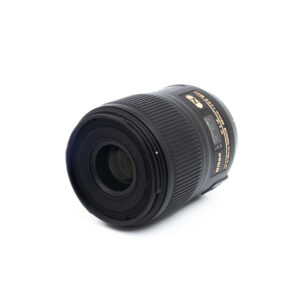Nikon 60mm f28G ED-2 Nikon Micro Nikkor 60mm f/2.8G ED - Käytetty