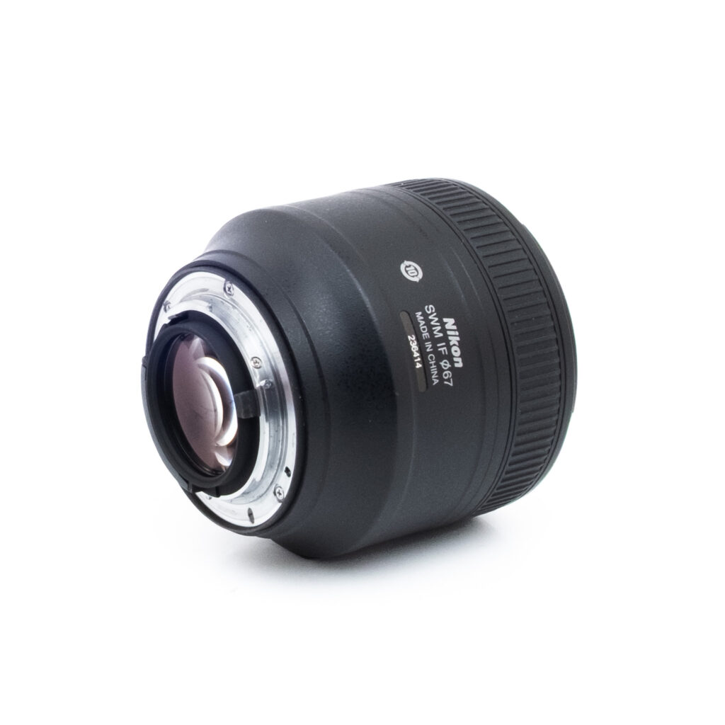Nikon 85mm f18-1-2 Nikon AF-S Nikkor 85mm f/1.8 G (Kunto K5) - Käytetty