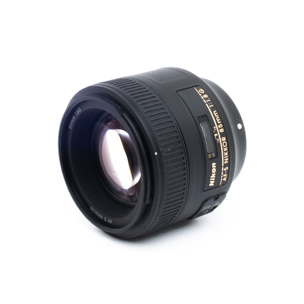 Nikon 85mm f18-2-2 Nikon AF-S Nikkor 85mm f/1.8 G (Kunto K5) - Käytetty