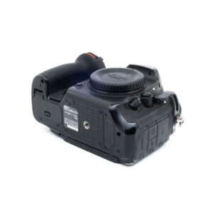 Nikon D500 1580-1 Nikon D500 (SC 22k, sis. ALV 25.5%) - Käytetty