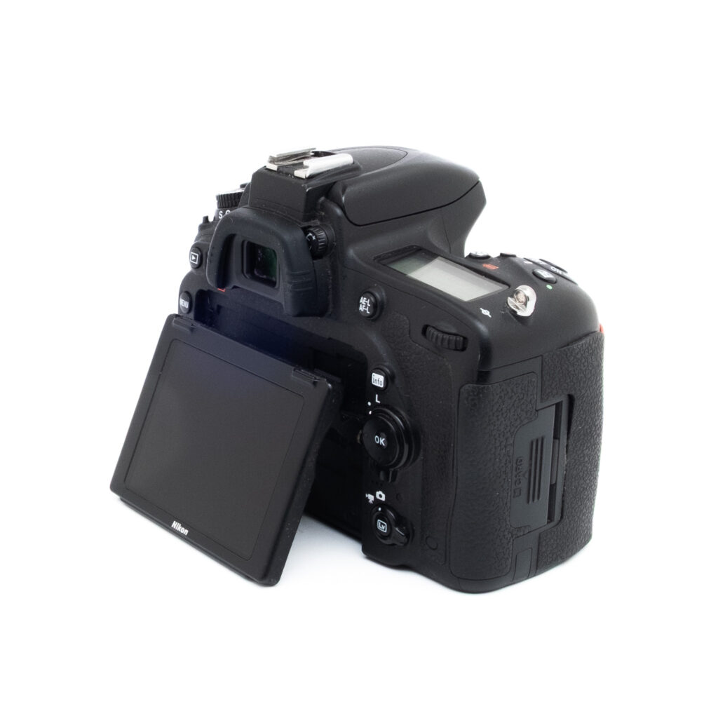 Nikon D750 (SC 56000, sis. ALV 25,5%) - Käytetty