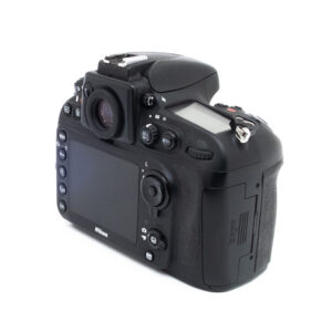 Nikon D800 9871-3 Nikon D800 (SC 110k, sis. ALV 25.5%) - Käytetty