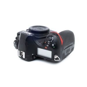 Nikon D850 1447-2 Nikon D850 (SC 120k, sis. ALV 25.5%) - Käytetty