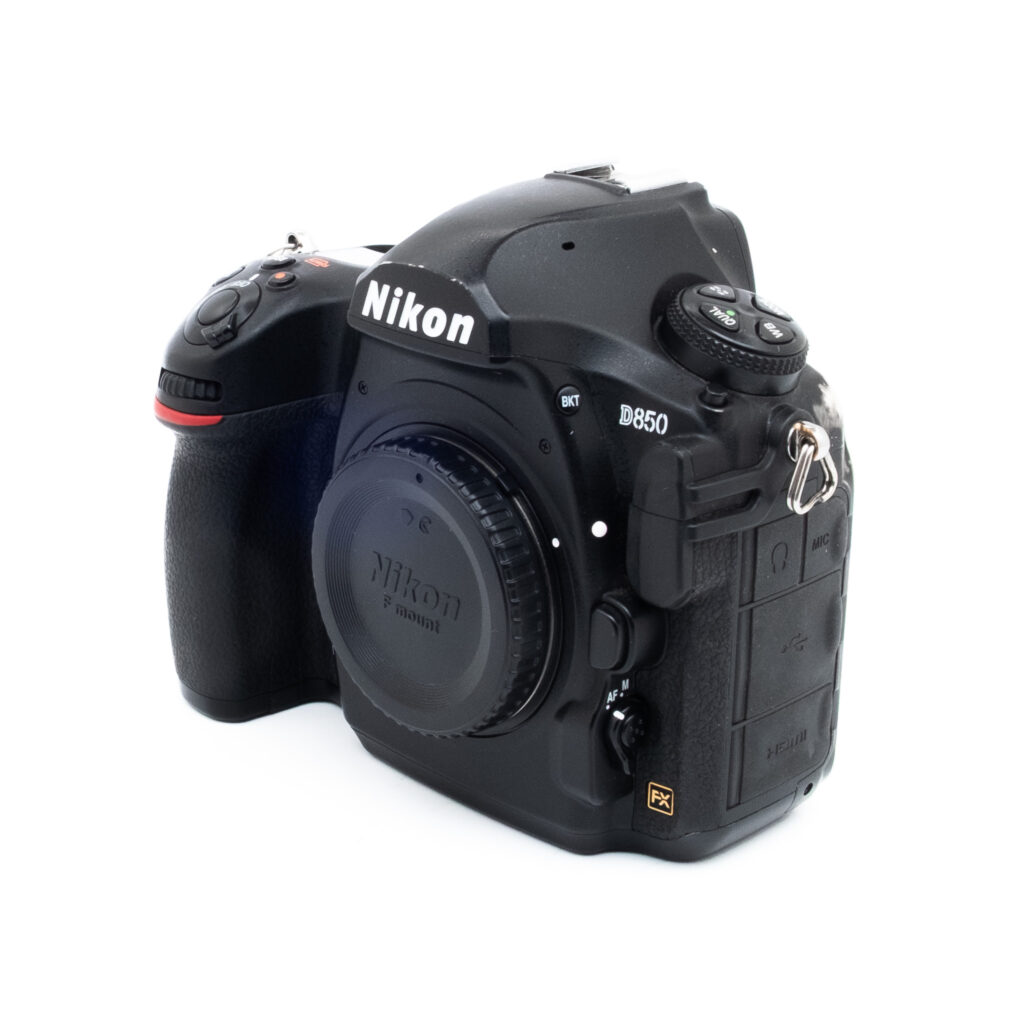 Nikon D850 1447-5 Nikon D850 (SC 120k, sis. ALV 25.5%) - Käytetty