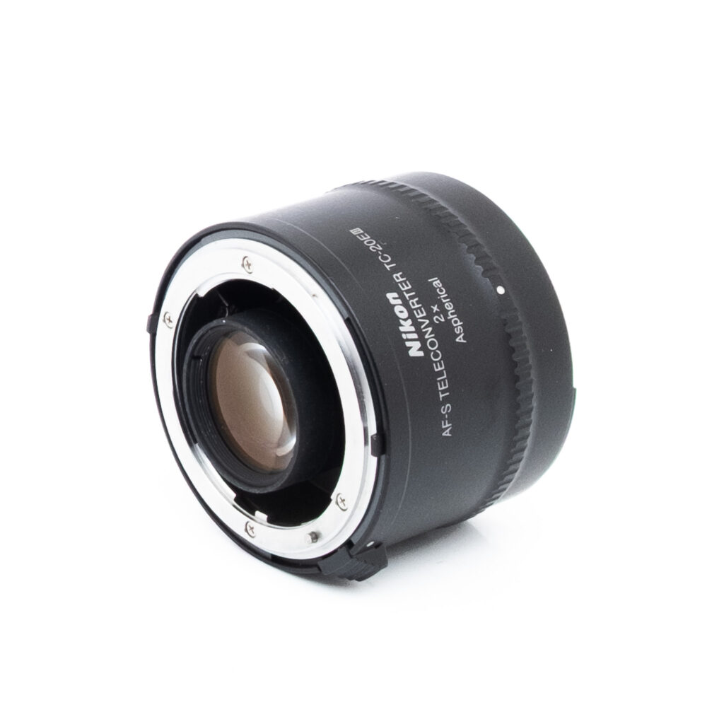 Nikon TC-20E III-2 Nikon AF-S Teleconverter TC-20E III (sis. ALV 25.5%) - Käytetty