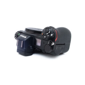 Nikon Z7 7384-2 Nikon Z7 (SC 42000) - Käytetty