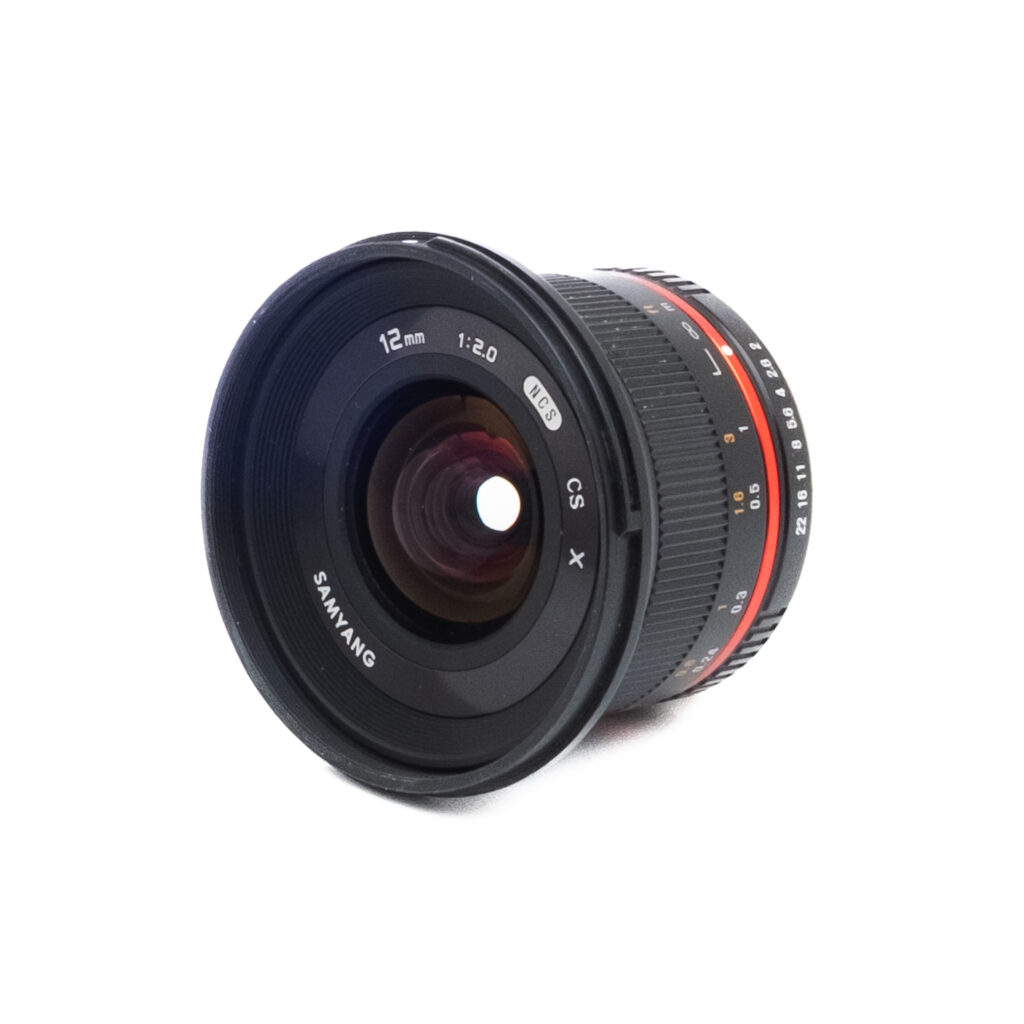 Samyang 12mm f2 NCS CS Fuji X-2 Samyang 12mm f/2 NCS CS Fujifilm - Käytetty