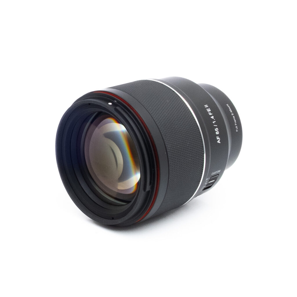 Samyang 85mm f14 FE II-2 Samyang AF 85mm f/1.4 II - Käytetty