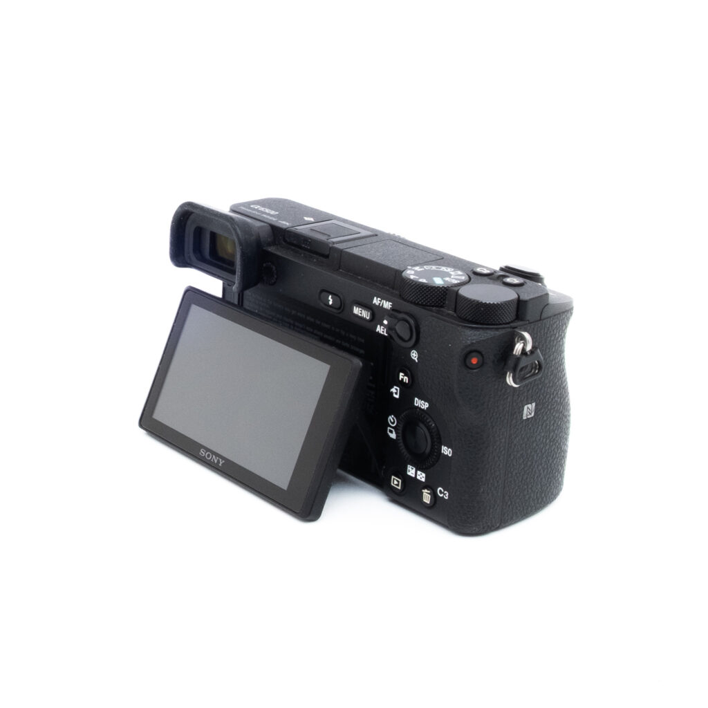 Sony A6500-3 Sony A6500 (SC 8500, sis. ALV 25,5%) - Käytetty