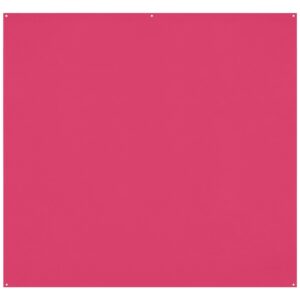 1674037354_060 Westcott X Drop Pro Wrinkle-Resistant Backdrop tummanpinkki (2,4 x 2,4 m) -taustassa on kiinteä vaaleanpunainen tausta, jossa on neljä pientä kulmareikää ja ylimääräinen reikä yläreunan keskellä.