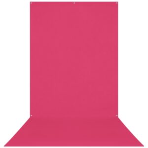 1674557667_510 Westcott X Drop Wrinkle Resistant Backdrop - Donker Pink Sweep (152 x 366 cm) on saumaton, kiinteä, vaaleanpunainen tausta, jossa on pienet reiät yläreunan lähellä ripustusta varten ja joka ulottuu tasaisesti seinältä lattialle.