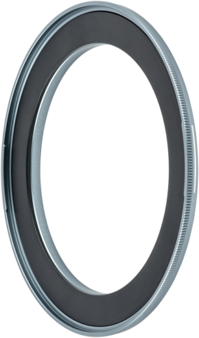 800q-01_131194 The NiSi JetMag Pro 95 82 mm has a metallic round design with a smooth black inner edge and a brushed silver outer edge on a light grey background.